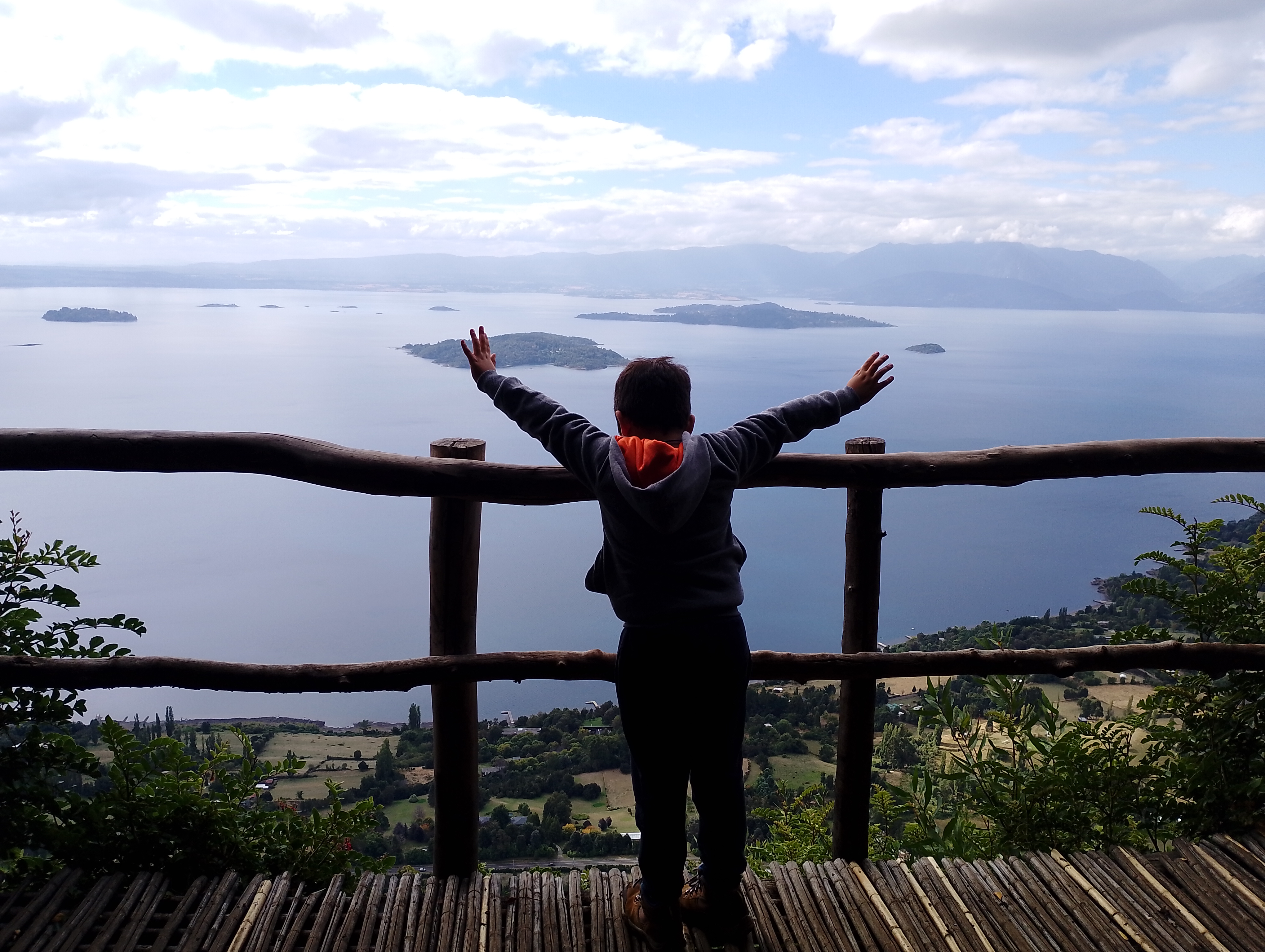 Vista del Lago Ranco, Parque Panorámico, sector Los Mañios.